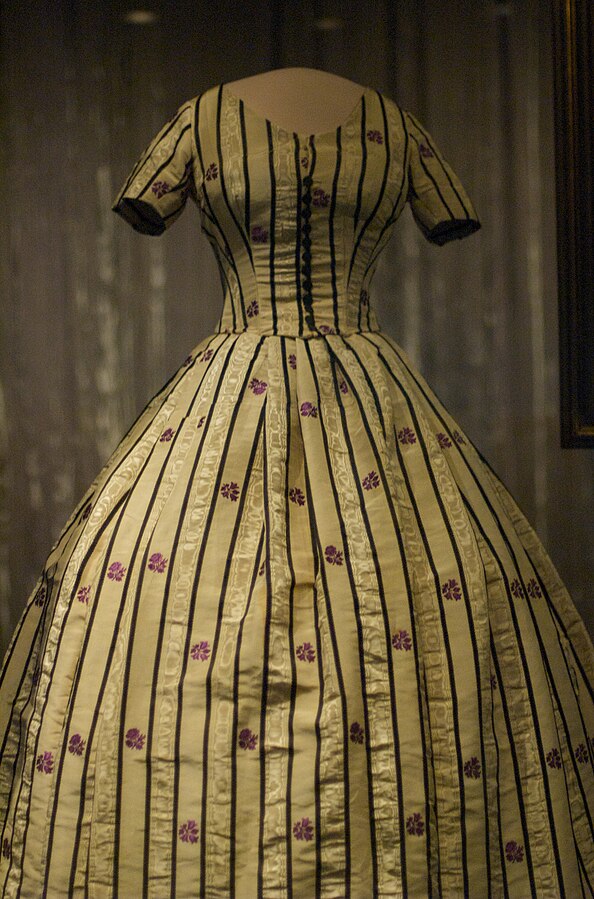 Mary Lincoln dress