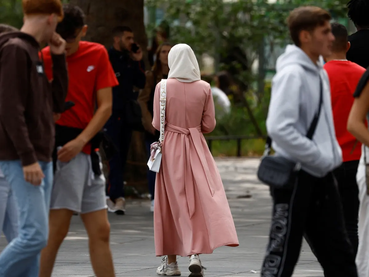 french abaya ban