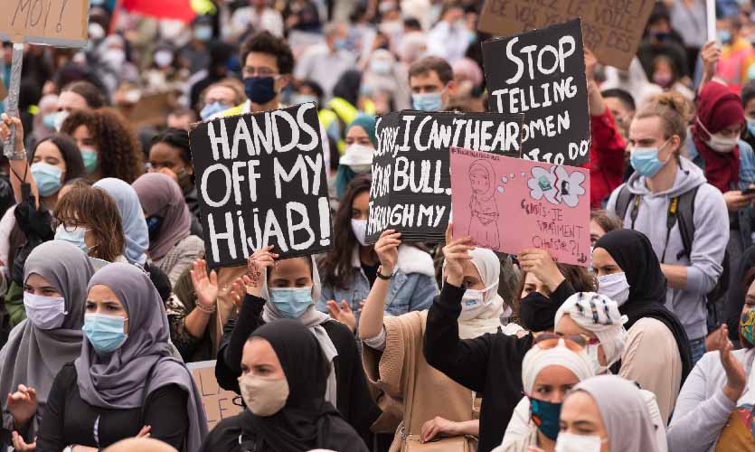 Protest in France against headscarf ban