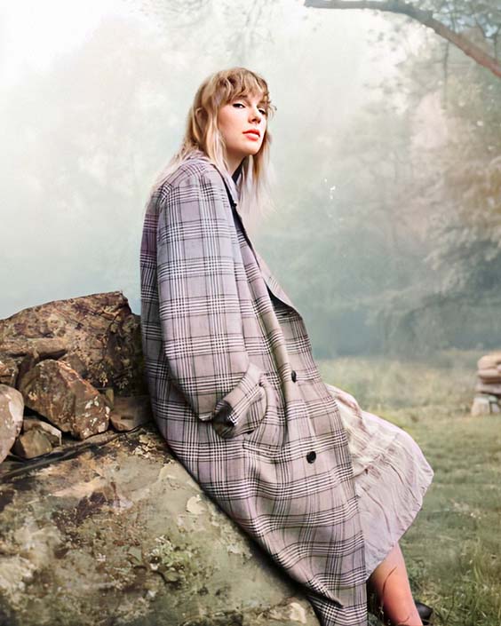 Taylor Swift plaid coat white dress